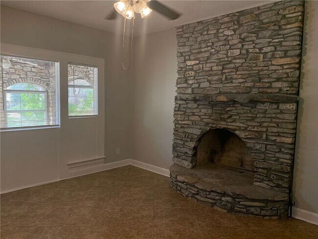 2612 E 2nd St-Unit -A in Austin, TX - Building Photo - Building Photo