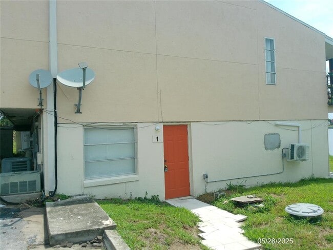 property at 1111 Cypress Gardens Blvd