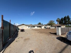 11322 Franklin Blvd in Elk Grove, CA - Building Photo