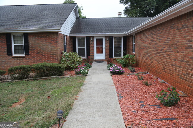 1766 Scholar Dr in Lawrenceville, GA - Building Photo - Building Photo