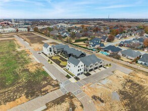 4625 S 47th St in Rogers, AR - Building Photo - Building Photo