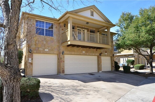 property at 16100 S Great Oaks Dr