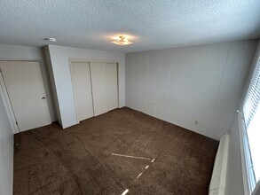 3104-3104 Victoria Ave in Regina, SK - Building Photo - Building Photo