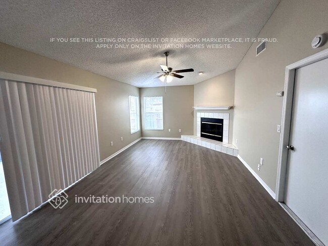 1803 Landside Dr in Valrico, FL - Building Photo - Building Photo