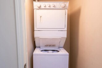 The Madison in Edmonton, AB - Building Photo - Building Photo