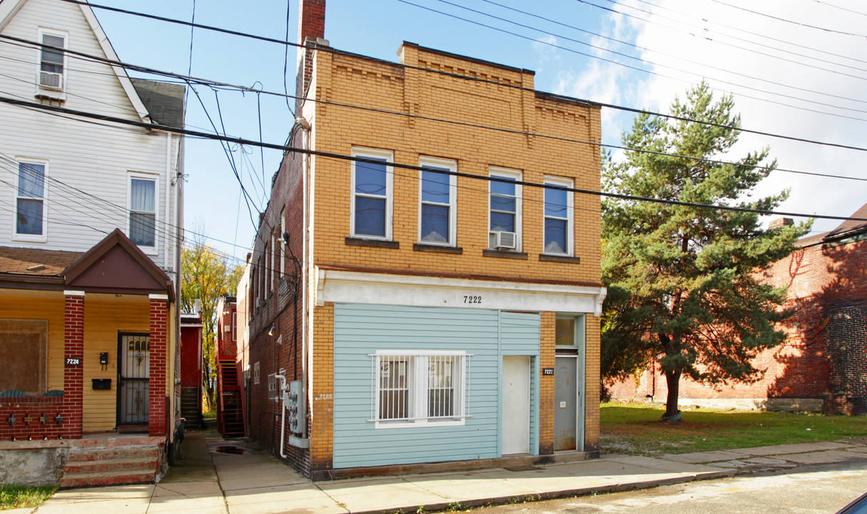 7222 Tioga St in Pittsburgh, PA - Building Photo