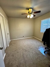 6646 E Lovers Ln, Unit 805 in Dallas, TX - Foto de edificio - Building Photo