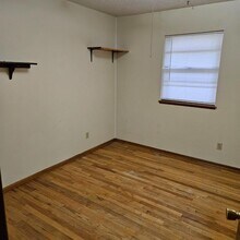 5828 NW Dearborn Ave in Lawton, OK - Building Photo - Building Photo