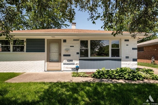 1486 Burnham Ave in Calumet City, IL - Building Photo - Building Photo