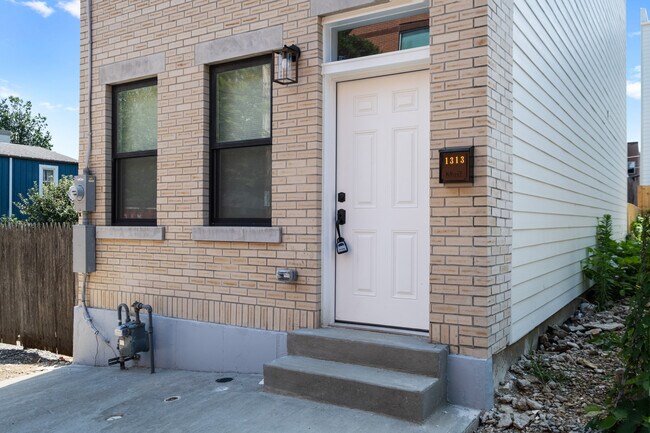 property at 1313 Reddour St