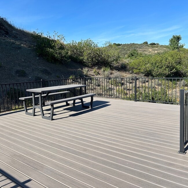 18605 Castle Lake Dr in Morgan Hill, CA - Building Photo - Building Photo