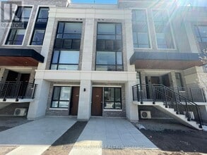 9 Walder Ln in Richmond Hill, ON - Building Photo - Building Photo