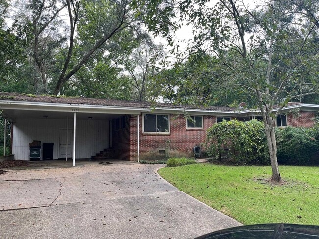 2208 Joyner Dr in Tallahassee, FL - Building Photo - Building Photo