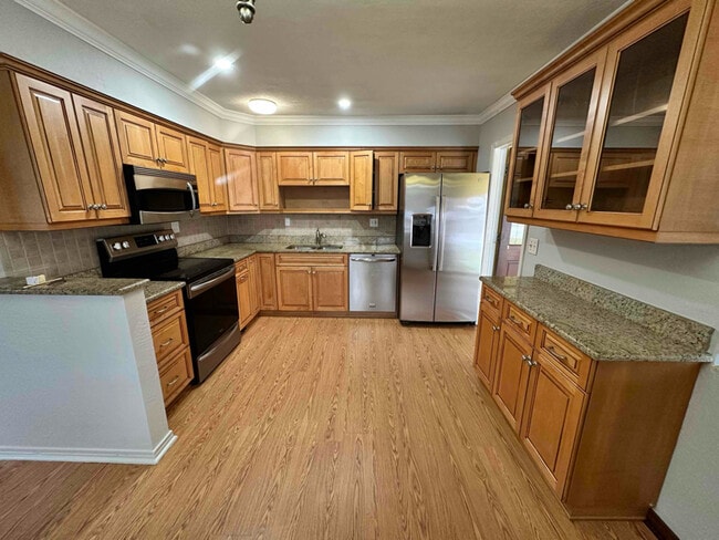 736 White St in Daytona Beach, FL - Building Photo - Building Photo