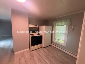 190 3rd St in Bangor, ME - Building Photo - Building Photo