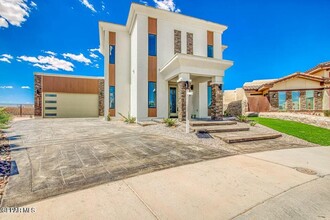 14621 Tierra Dock Ct in El Paso, TX - Foto de edificio - Building Photo