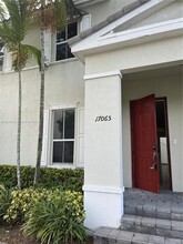 17065 SW 93rd St in Miami, FL - Building Photo - Building Photo