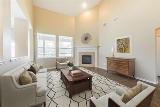 14122 Austin Hollow Ct in Houston, TX - Building Photo - Building Photo