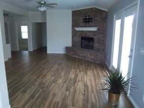 9609 Perry Ave in Amarillo, TX - Foto de edificio - Building Photo