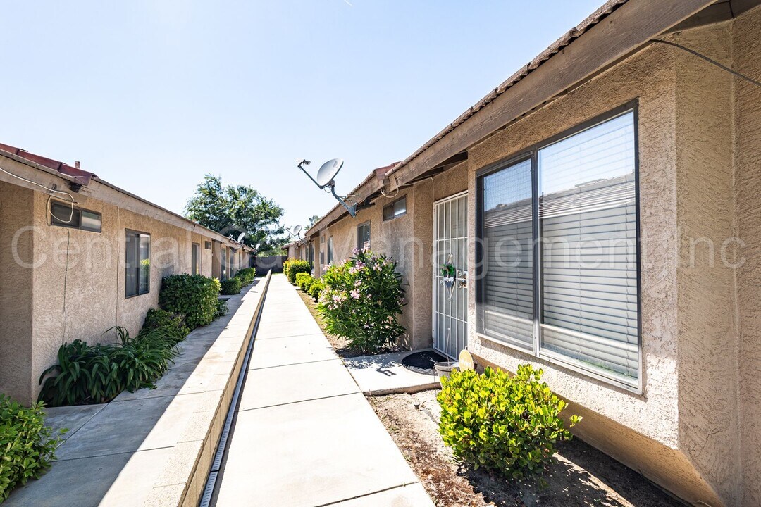4205 Kilterbury Ln in Bakersfield, CA - Building Photo