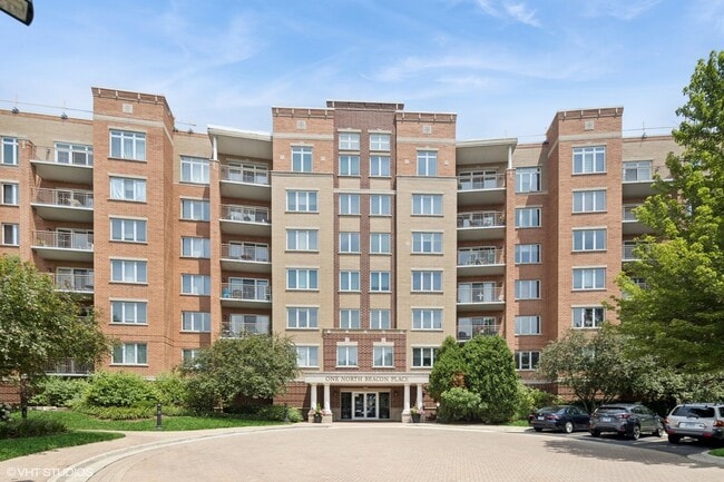 property at 1 Beacon Pl