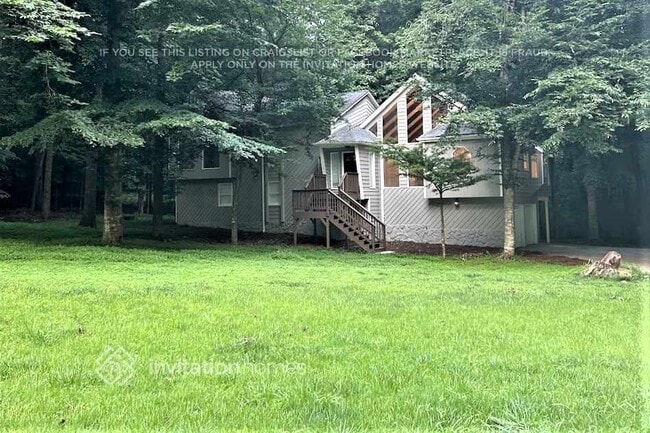 property at 405 Bramble Ct