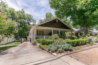 1084 Sanders Ave SE, Unit FL1-ID1261333P in Atlanta, GA - Foto de edificio - Building Photo