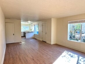 11411 SE Boise St in Portland, OR - Building Photo - Building Photo