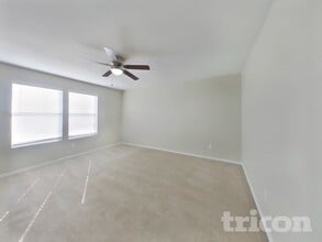 10902 Rosin Jaw Trail in San Antonio, TX - Building Photo - Building Photo