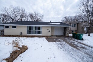 5924 Idaho Ave N in Minneapolis, MN - Building Photo