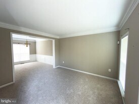 1929 Melvor Ln in Winchester, VA - Building Photo