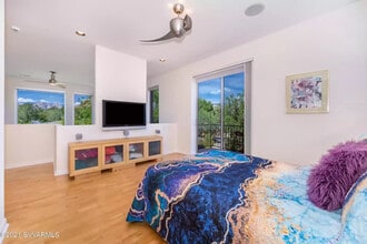 185 Arroyo Pinon Dr, Unit Luxury home in Sedona, AZ - Foto de edificio - Building Photo