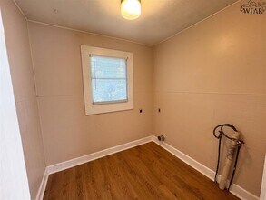 1517 Blonde St in Wichita Falls, TX - Building Photo - Building Photo