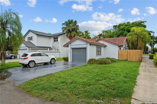 9502 Southwest 151 Court in Miami, FL - Building Photo - Building Photo