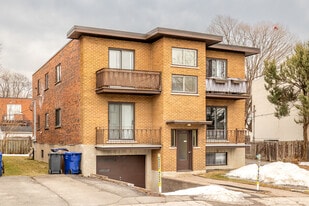 108 16E Rue in Laval, QC - Building Photo