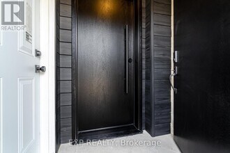 581 Crawford St in Toronto, ON - Building Photo - Building Photo