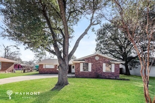 218 Leighton Dr, Unit 605 in Terrell, TX - Building Photo