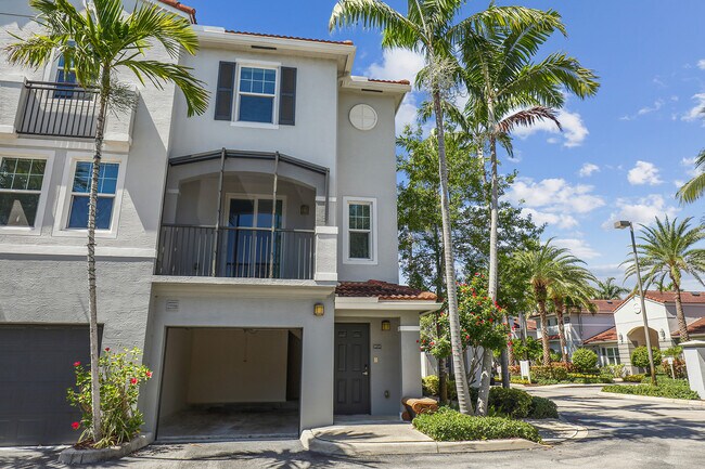 IMT Gulfstream in Boynton Beach, FL - Building Photo - Building Photo