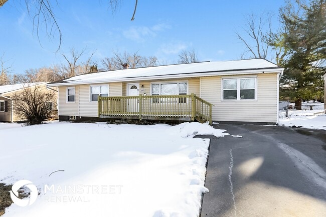 property at 3601 S Pleasant St