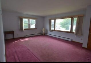 604 Cieri Dr in Endicott, NY - Building Photo - Building Photo