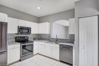 10030 Salina St in Ft. Myers, FL - Building Photo - Building Photo