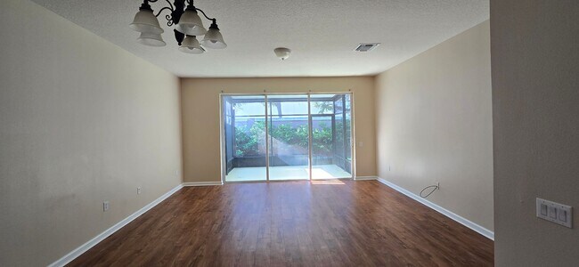 10123 Pink Palmata Ct in Riverview, FL - Building Photo - Building Photo