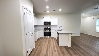 1216 NW 113th St in Oklahoma City, OK - Building Photo - Building Photo