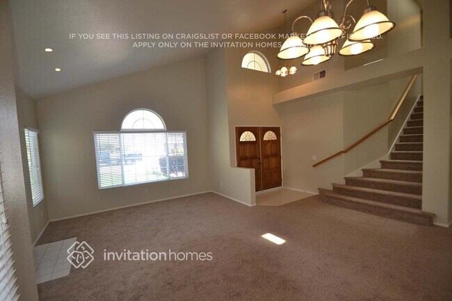 2657 Torrey Pine Rd in San Bernardino, CA - Building Photo - Building Photo