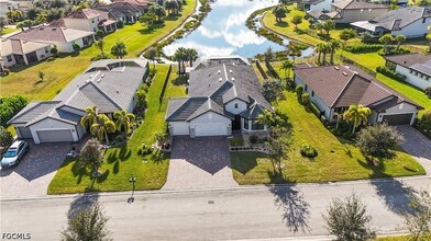 3425 Hampton Blvd in Alva, FL - Building Photo - Building Photo