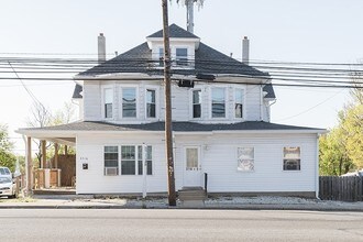 3712-3718 Walnut St in Harrisburg, PA - Building Photo - Building Photo