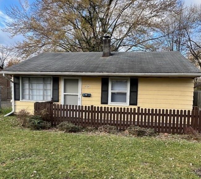 7390 Glenwood Ave | Rentals in Youngstown, OH