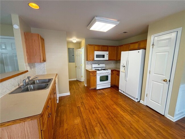property at 7888 The Lakes Point