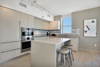 4010 S Ocean Dr in Hollywood, FL - Building Photo - Building Photo