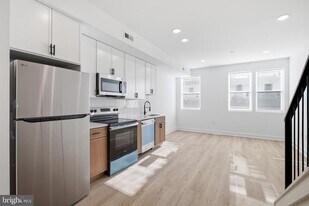2126 N Percy St in Philadelphia, PA - Building Photo